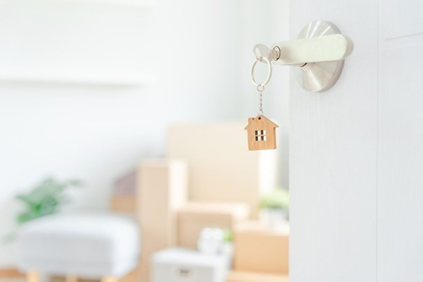 Der Schlüssel ins neue bewohnbare zu Hause © Pixabay