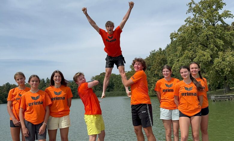 Foto ASKÖ/das LAC-Schielleiten-Team von links: Romina Kury, Vanessa Stessl, Estelle Miklau, Sidney Hölliner, Matthias Altenberger, Lukas Gasper, Elisabeth Bluch, Nina Schneider, Jana Obiltschnig ©LAC-Klagenfurt