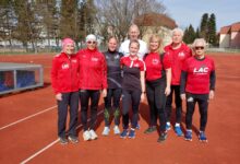 Foto zVg ein Teil des LAC-Geherteams von links: Uli Striednig, Beate Jung-Dräbing, Anja und Marlen Staudacher, Coach Alexander Maier, Elke Frank, Walter Jakobitsch, Viktor Kristan